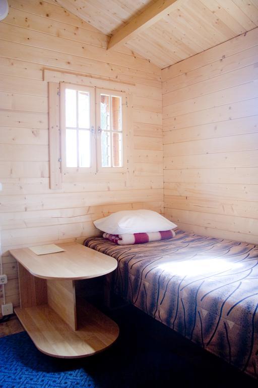 טוילה Camping Maennisalu מראה חיצוני תמונה