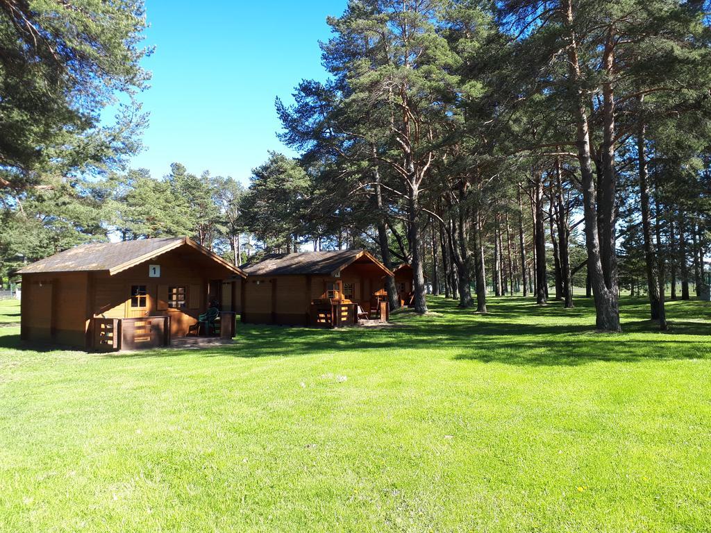טוילה Camping Maennisalu מראה חיצוני תמונה